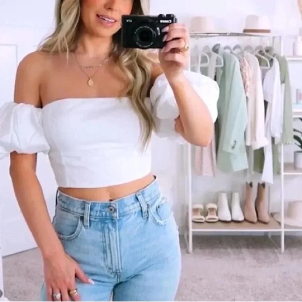 ABERCOMBIE CROP TOP